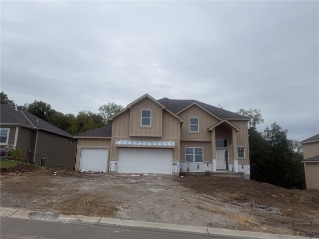 Homes for Sale in Kansas City, MO 64156 | 9015 N Colorado Avenue