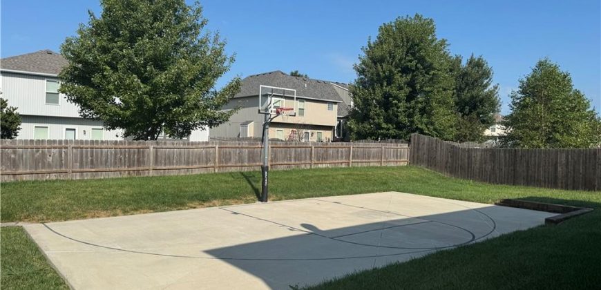 Homes for Sale in Kansas City, MO 64156 | 9112 N MYRTLE Avenue