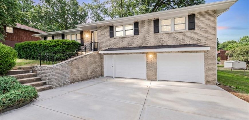 Homes for Sale in Kansas City, MO 64118 | 1615 NE 78th Street