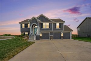 6100-NE-120th-Street-mls-2568552-image-1