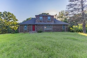 6520-NW-Melody-Lane-mls-2568880-image-1