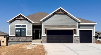 Homes for Sale in Kansas City, MO 64157 | 7602 NE 103rd Street