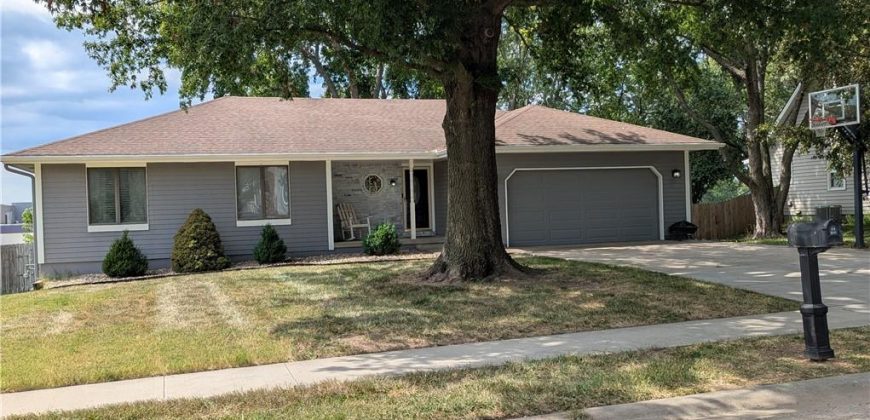 Homes for Sale in Kearney, MO 64060 | 1912  Honeysuckle Street