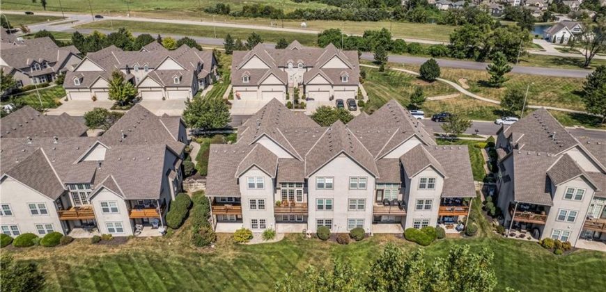 Homes for Sale in Kansas City, MO 64155 | 2219 NE 107th Terrace
