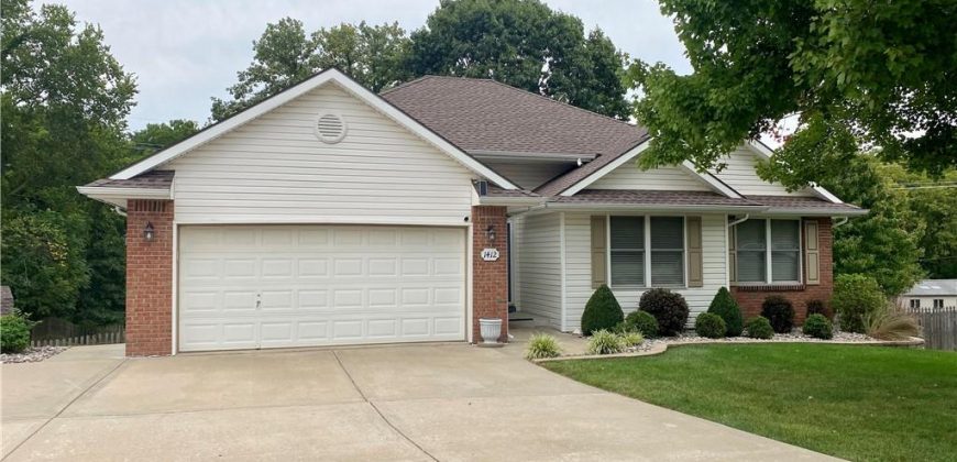 Homes for Sale in Kansas City, MO 64118 | 1412 NW 71st Court