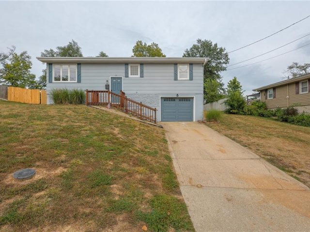 Homes for Sale in Excelsior Springs, MO 64024 | 111  Collette Street