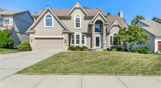 Homes for Sale in Kansas City, MO 64118 | 1416 NE 79th Street
