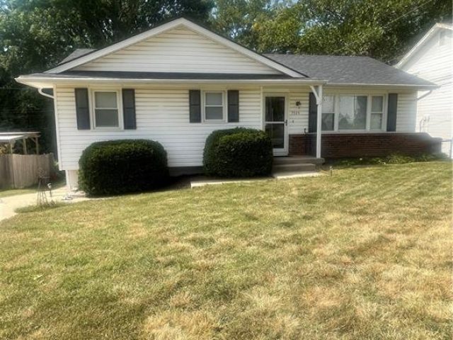 Homes for Sale in Kansas City, MO 64152 | 7924 NW Milrey Drive
