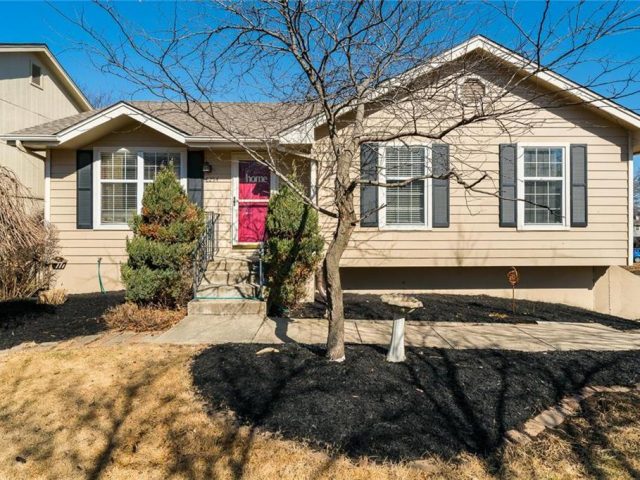 Homes for Sale in Kansas City, MO 64157 | 8254 NE 113th Terrace