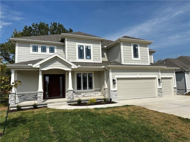Homes for Sale in Kansas City, MO 64156 | 4814 NE 105th Street