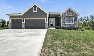 Homes for Sale in Kearney, MO 64060 | 2101  Crooked Creek Drive