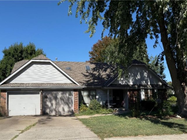 Homes for Sale in Kansas City, MO 64154 | 8605 N Beaman Avenue