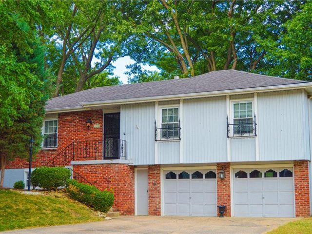 Homes for Sale in Kansas City, MO 64155 | 8912 N Grand Avenue