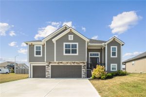 1325-NE-122nd-Street-mls-2576185-image-1