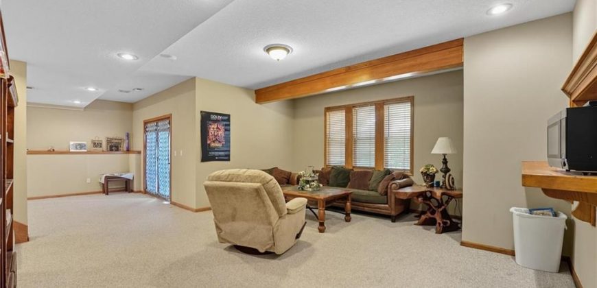 Homes for Sale in Smithville, MO 64089 | 902  Aspen Drive