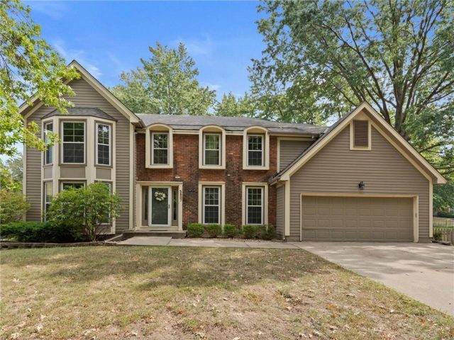 Homes for Sale in Kansas City, MO 64119 | 5807 N Cypress Avenue