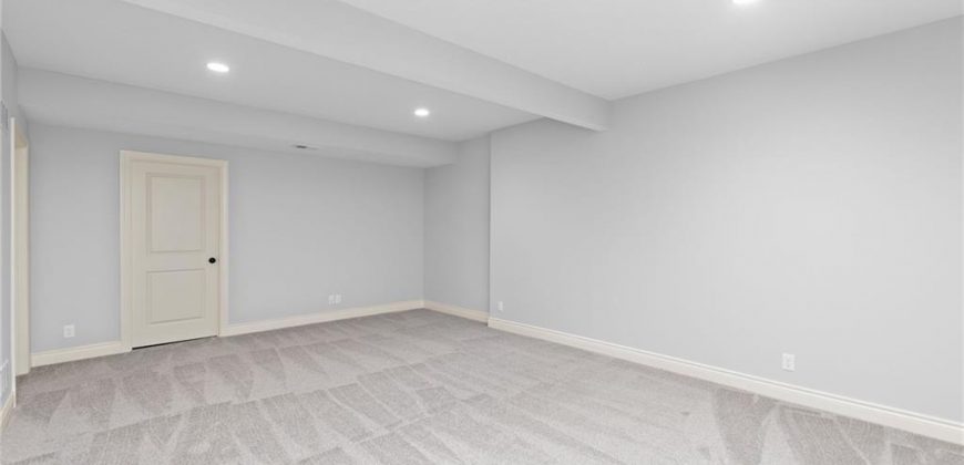 Homes for Sale in Kansas City, MO 64155 | 522 NW 110th Street