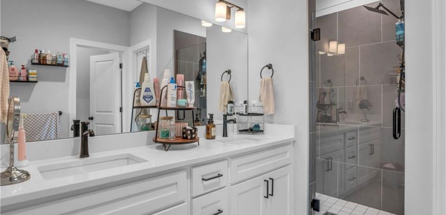 Homes for Sale in Kansas City, MO 64155 | 522 NW 110th Street