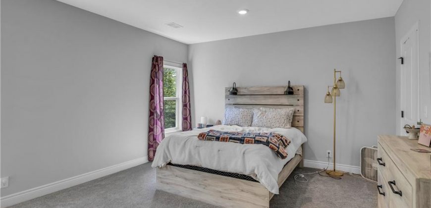 Homes for Sale in Kansas City, MO 64155 | 522 NW 110th Street