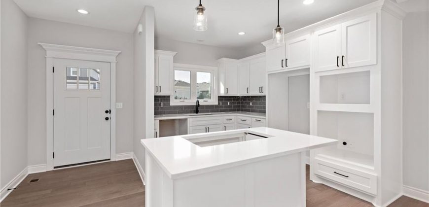 Homes for Sale in Kansas City, MO 64155 | 522 NW 110th Street