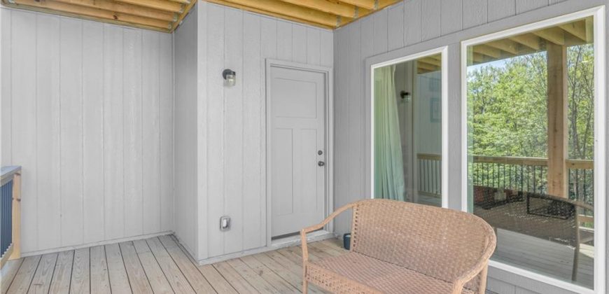 Homes for Sale in Kansas City, MO 64155 | 522 NW 110th Street