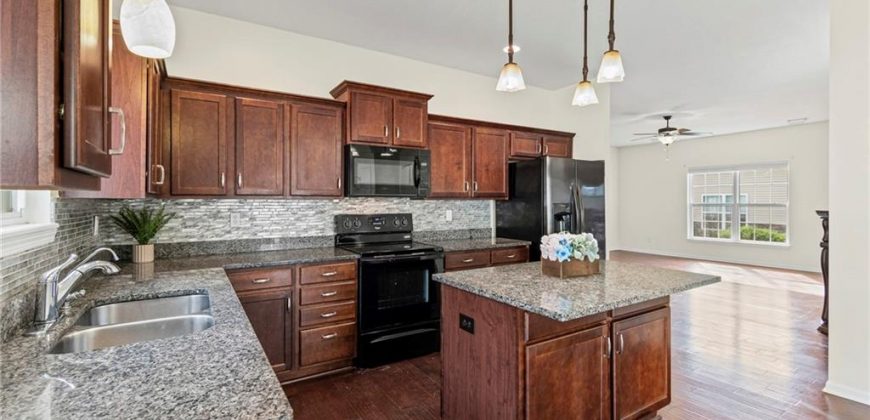 Homes for Sale in Gladstone, MO 64118 | 837 NE 66th Street