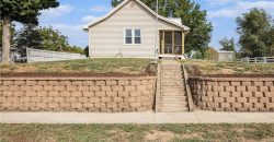 Homes for Sale in Dearborn, MO 64439 | 105 N August Street