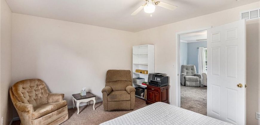 Homes for Sale in Dearborn, MO 64439 | 105 N August Street
