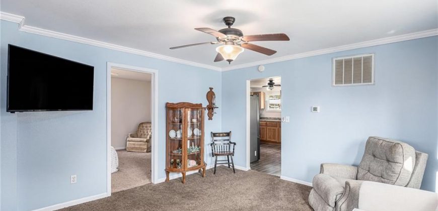 Homes for Sale in Dearborn, MO 64439 | 105 N August Street