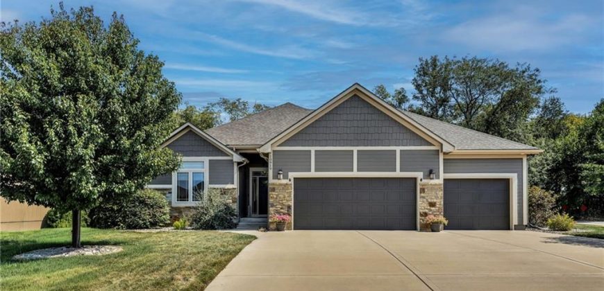 Homes for Sale in Kansas City, MO 64154 | 10919 N Hull Avenue