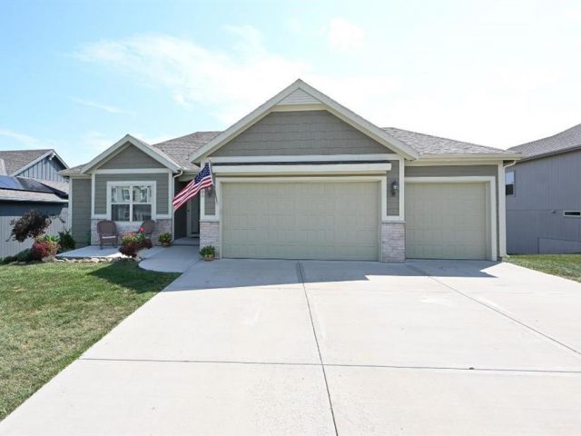 Homes for Sale in Kansas City, MO 64152 | 8705 NW 74th Street