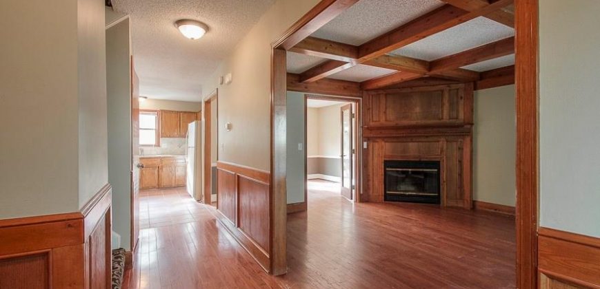 Homes for Sale in Gladstone, MO 64119 | 5835 N College Street