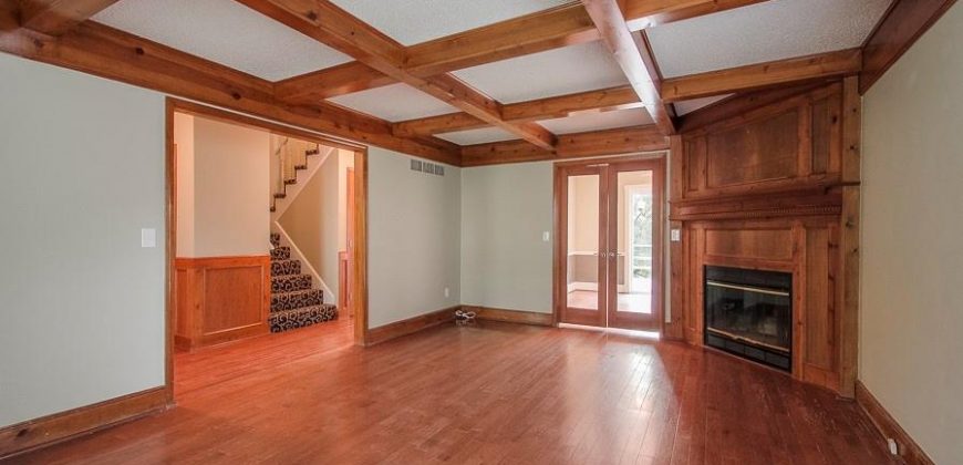 Homes for Sale in Gladstone, MO 64119 | 5835 N College Street