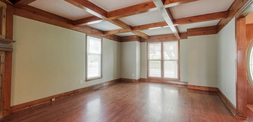 Homes for Sale in Gladstone, MO 64119 | 5835 N College Street