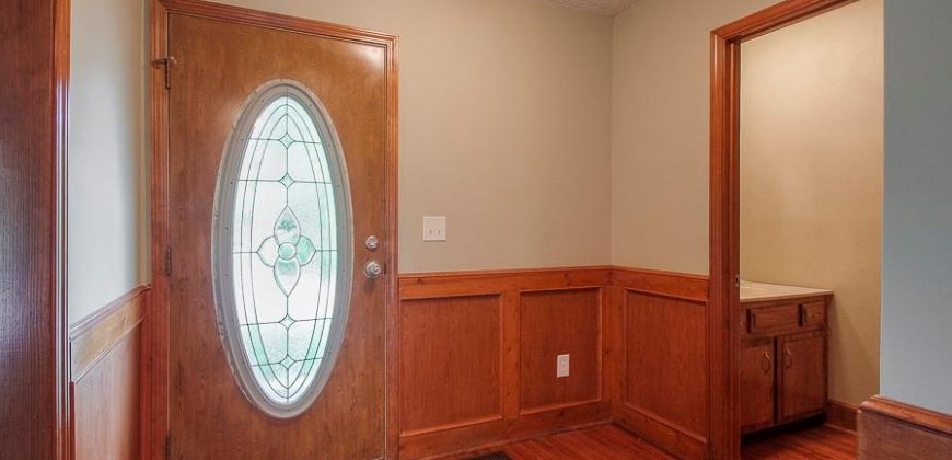 Homes for Sale in Gladstone, MO 64119 | 5835 N College Street