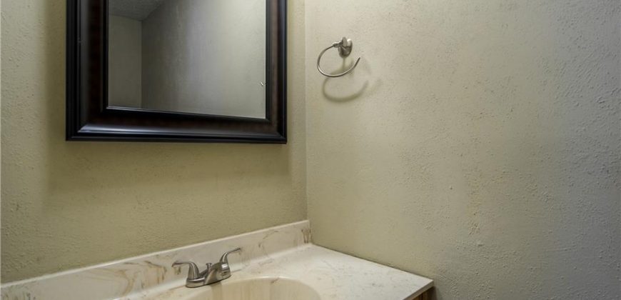 Homes for Sale in Gladstone, MO 64119 | 5835 N College Street