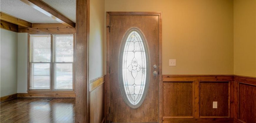 Homes for Sale in Gladstone, MO 64119 | 5835 N College Street