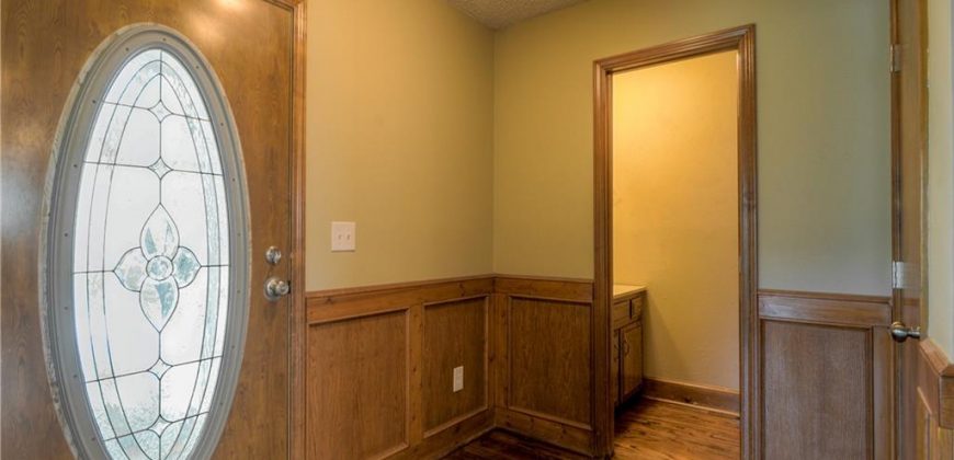 Homes for Sale in Gladstone, MO 64119 | 5835 N College Street