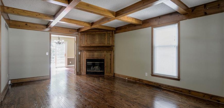 Homes for Sale in Gladstone, MO 64119 | 5835 N College Street