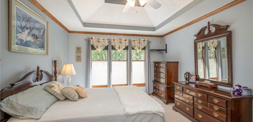 Homes for Sale in Smithville, MO 64089 | 407  Amesbury Drive