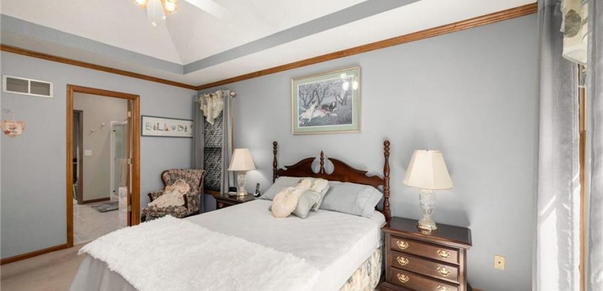 Homes for Sale in Smithville, MO 64089 | 407  Amesbury Drive