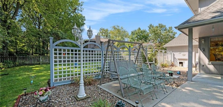 Homes for Sale in Smithville, MO 64089 | 407  Amesbury Drive