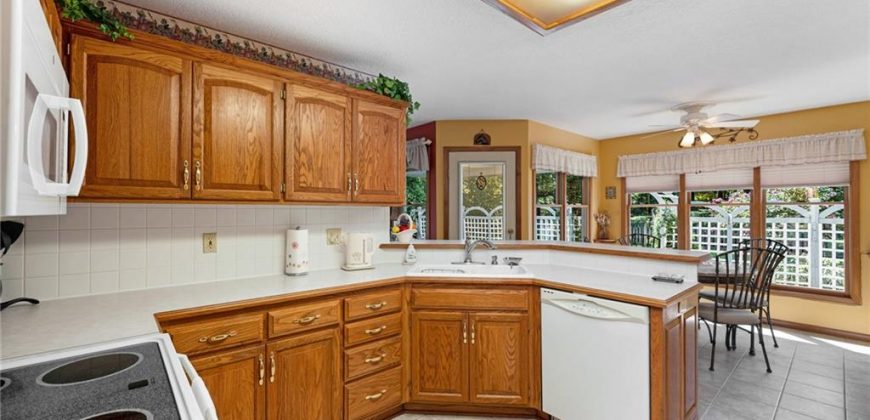 Homes for Sale in Smithville, MO 64089 | 407  Amesbury Drive