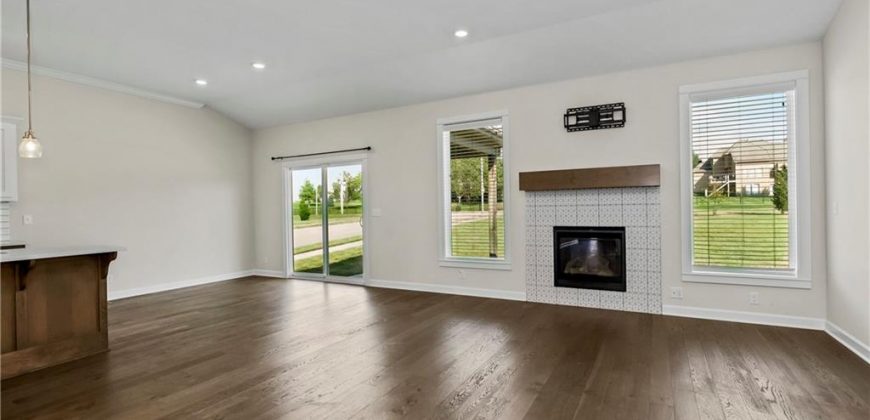 Homes for Sale in Kansas City, MO 64154 | 10617 N Fisk Avenue