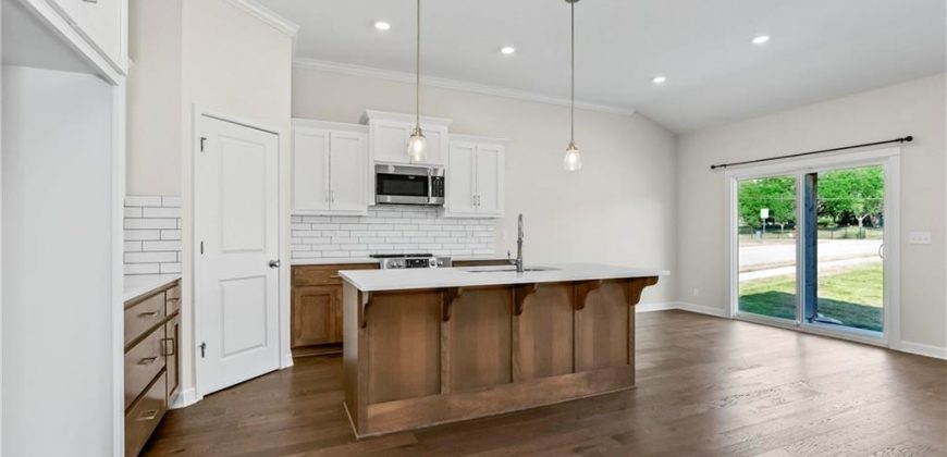 Homes for Sale in Kansas City, MO 64154 | 10617 N Fisk Avenue