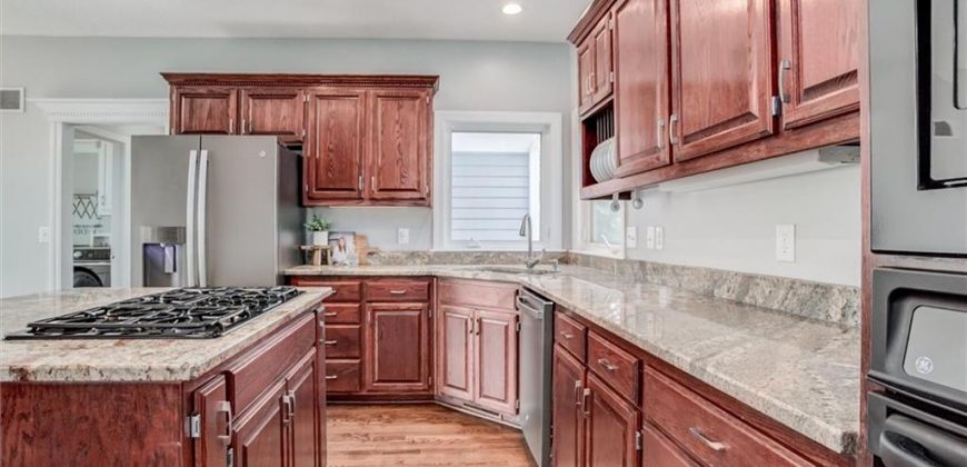 Homes for Sale in Liberty, MO 64068 | 9814  Russell Circle
