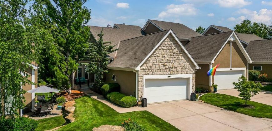 Homes for Sale in Gladstone, MO 64116 | 147 NW Pointe Drive