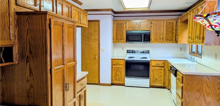 Homes for Sale in Liberty, MO 64068 | 1580  Ridgeway Drive