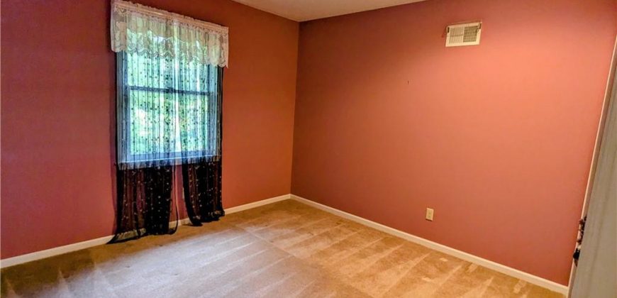 Homes for Sale in Liberty, MO 64068 | 1580  Ridgeway Drive