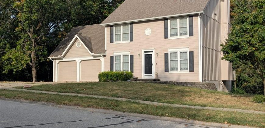 Homes for Sale in Liberty, MO 64068 | 1580  Ridgeway Drive